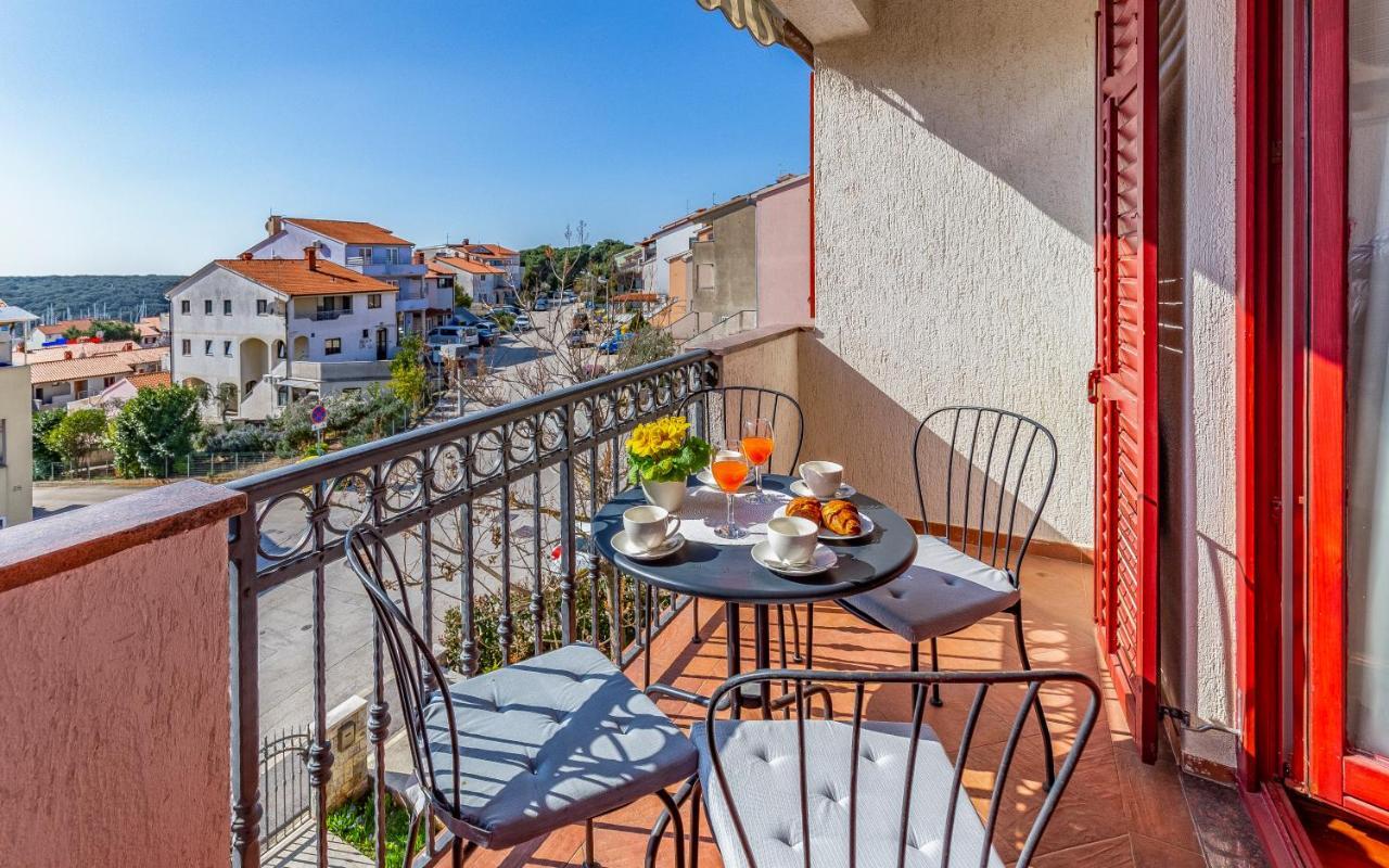 Apartment Green Pula, Family Friendly, Comfortable, Free Parking And Wifi Buitenkant foto