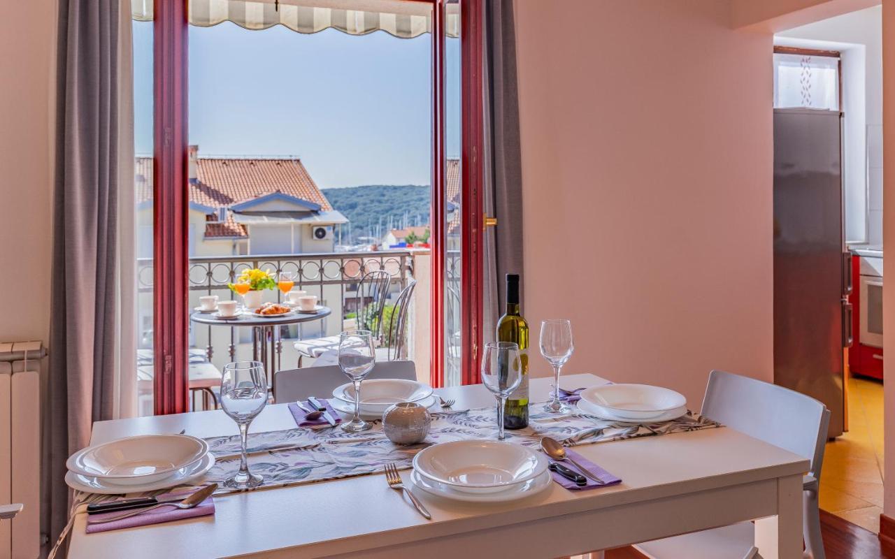 Apartment Green Pula, Family Friendly, Comfortable, Free Parking And Wifi Buitenkant foto