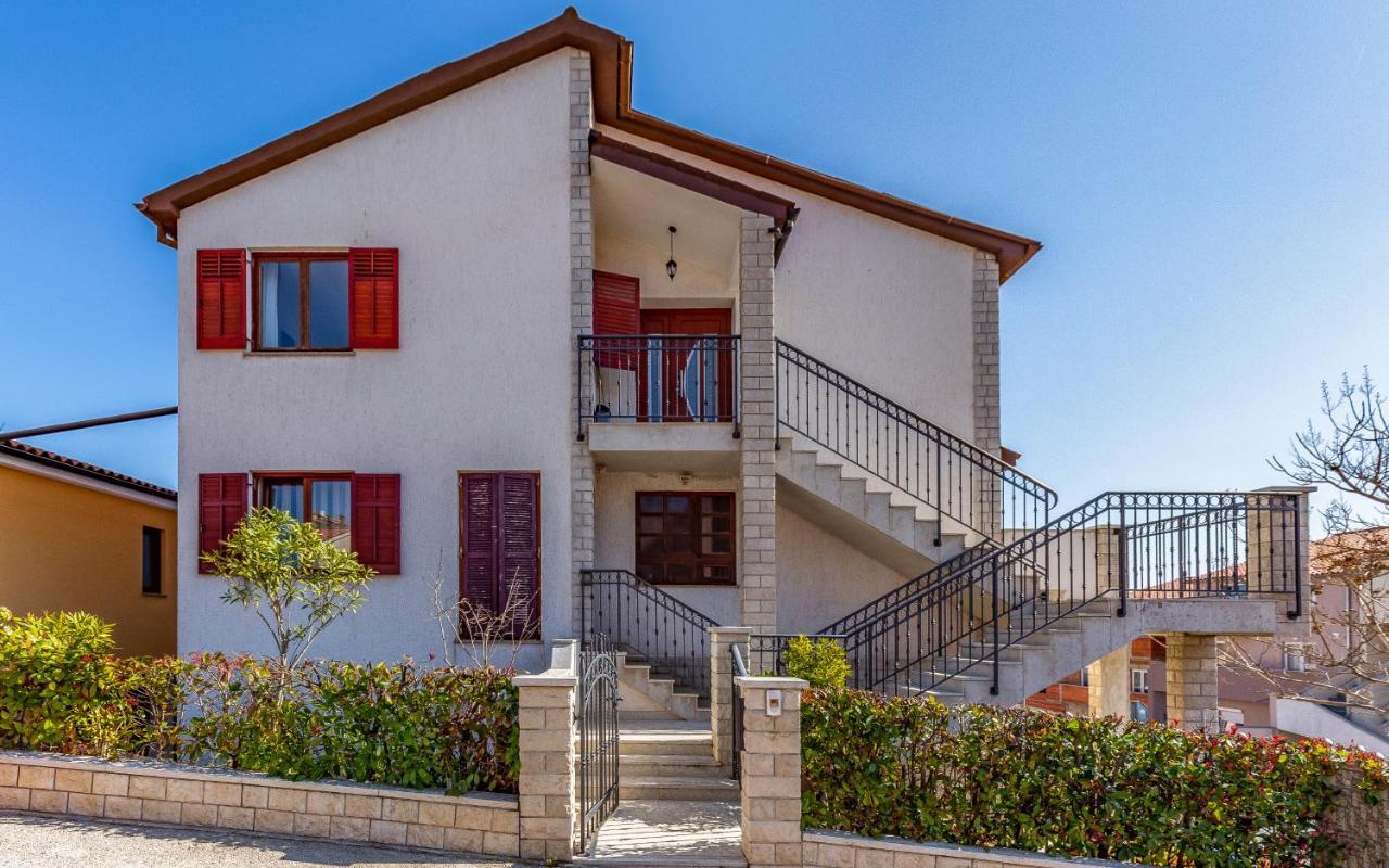 Apartment Green Pula, Family Friendly, Comfortable, Free Parking And Wifi Buitenkant foto