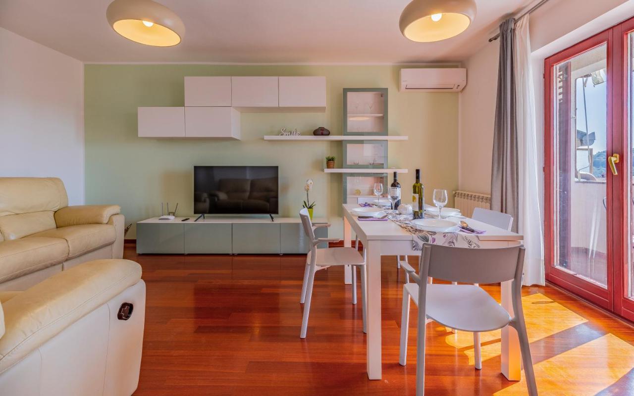 Apartment Green Pula, Family Friendly, Comfortable, Free Parking And Wifi Buitenkant foto