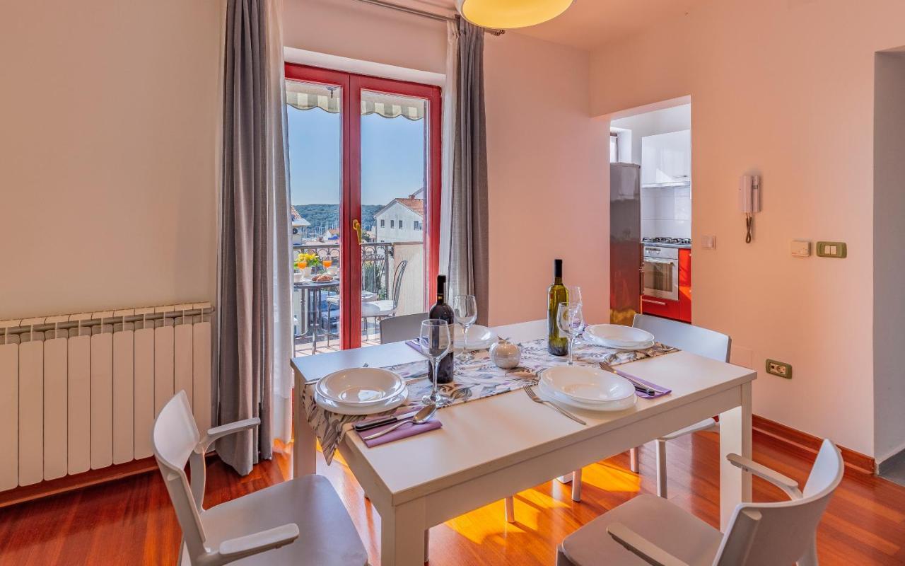 Apartment Green Pula, Family Friendly, Comfortable, Free Parking And Wifi Buitenkant foto
